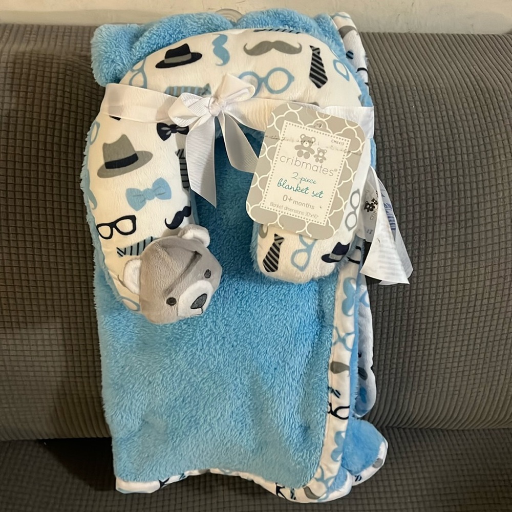NWT: Mustache and bow tie 2-piece baby blanket set